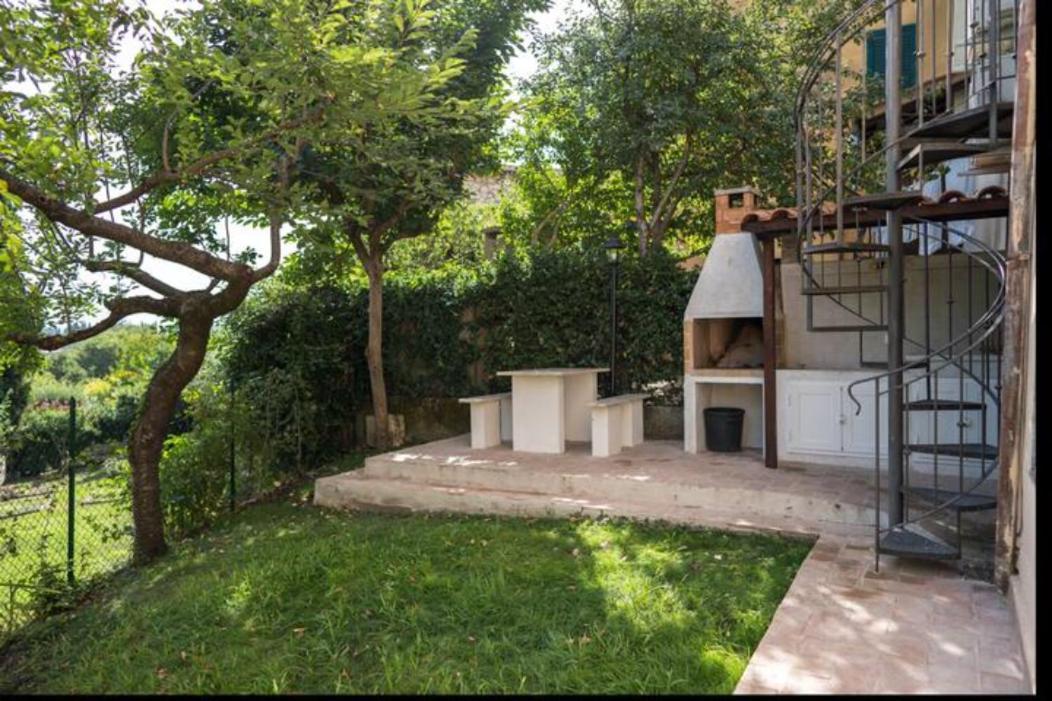 Petite Maison, Nel Borgo Di Cetona Exterior foto